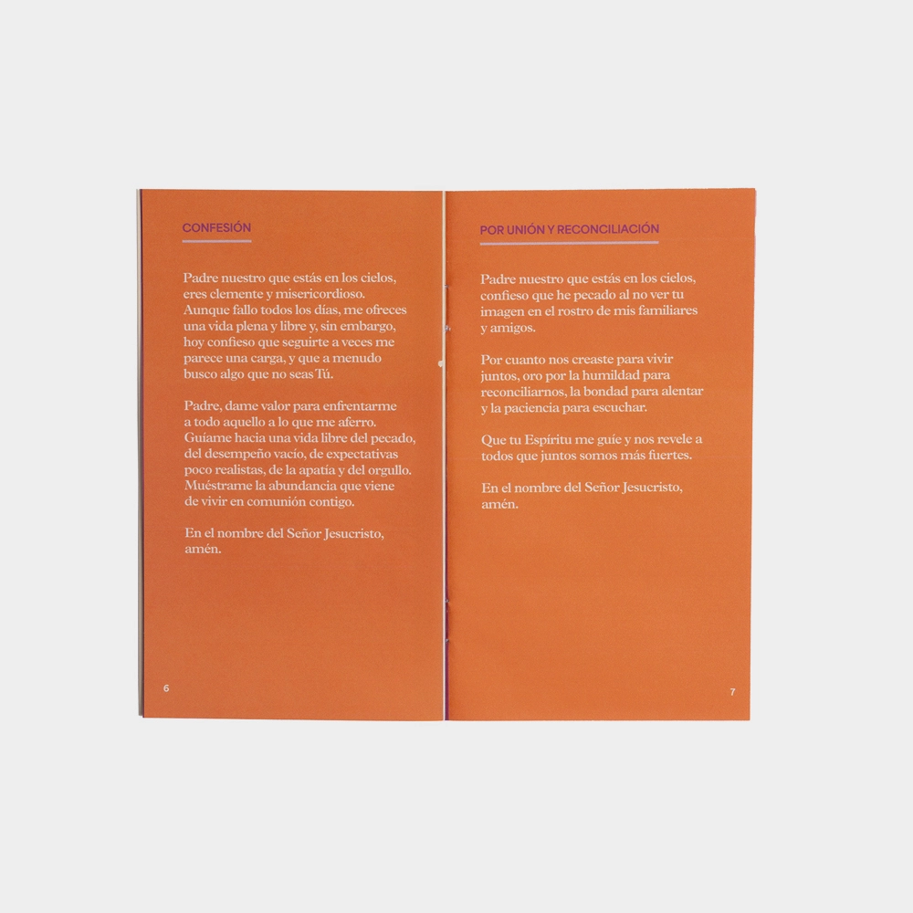 En oración: Un folleto para orar de Ministerios En Contacto