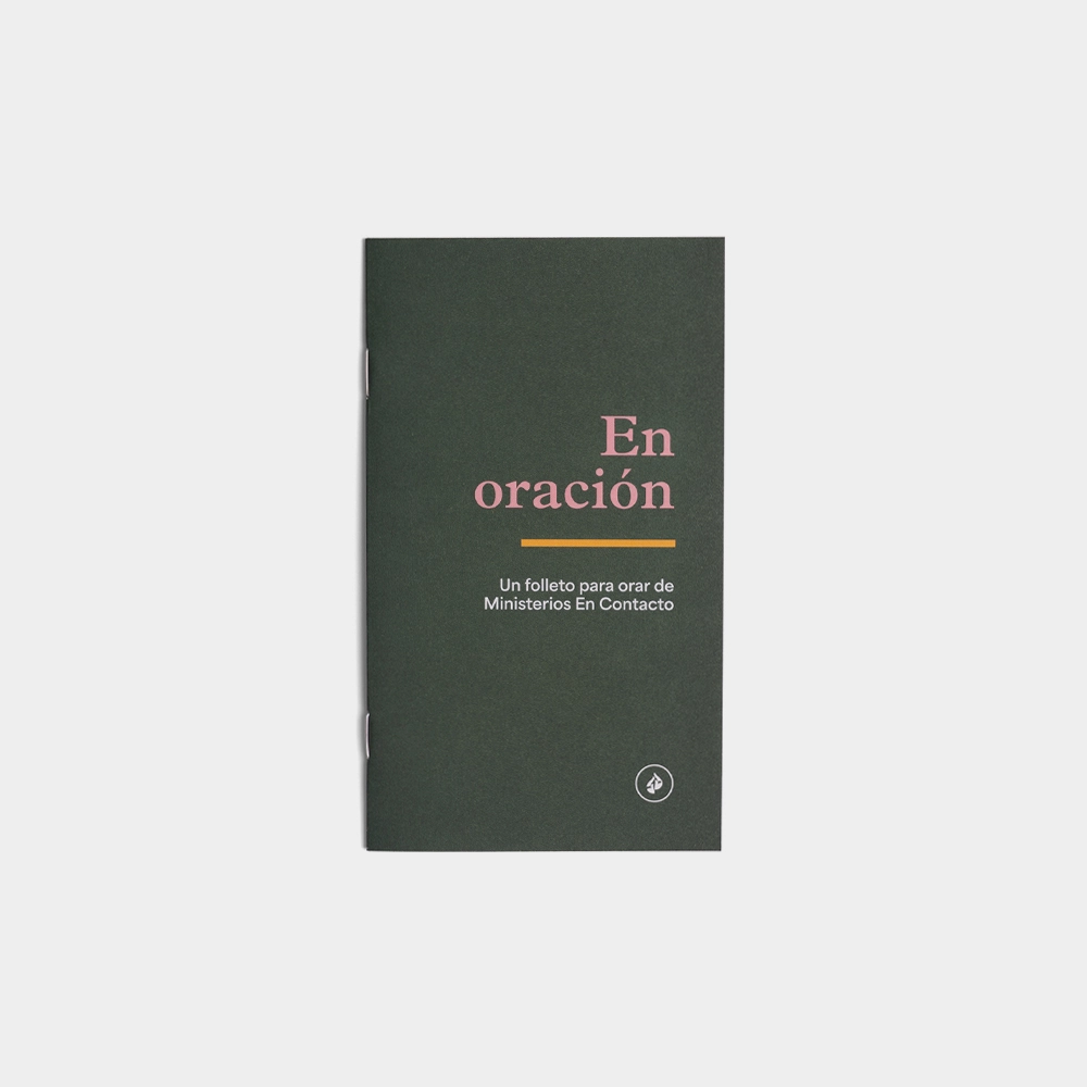 En oración: Un folleto para orar de Ministerios En Contacto